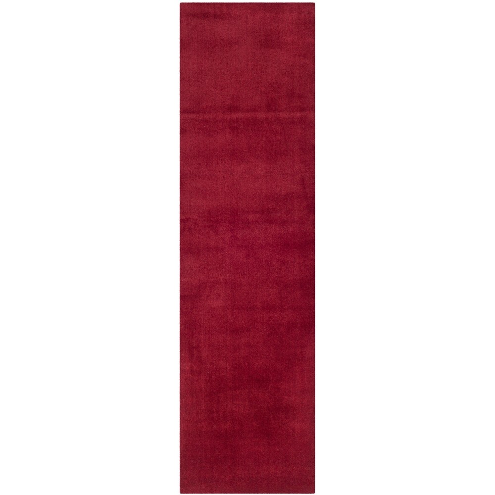 2'3inx10' Runner Solid Tufted Red - Safavieh