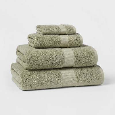 Performance Plus Oversized Bath Towel