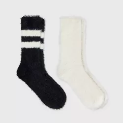 Women's 2pk Fuzzy Crew Socks - A New Day™