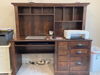 Sauder Harbor View Computer Desk with Hutch in Salt Oak