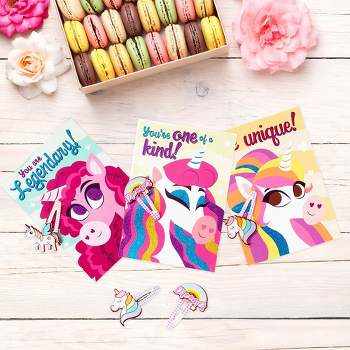 JOYIN 28 Pack Valentines Day Gifts Cards for Kids, Valentines Greeting Cards with Emoji Plush Key-chain Valentine Classroom Exchange Gifts Party Favors