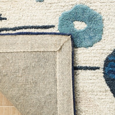 Blue Floral Handmade Wool and Viscose 4' x 6' Tufted Rug
