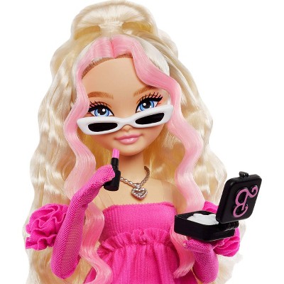 Barbie Malibu Fashion Doll with Blonde Hair and Accessories