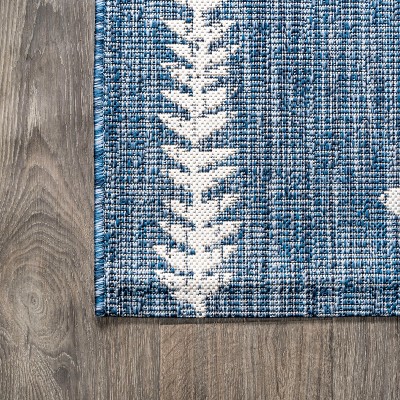 Boho-Chic Blue Diamond Trellis Handwoven-Look Indoor/Outdoor Rug