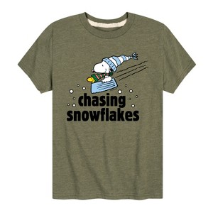 Boys' - Peanuts - Snoopy & Woodstock Chasing Snowflakes Christmas Short Sleeve Graphic T-Shirt - 1 of 4