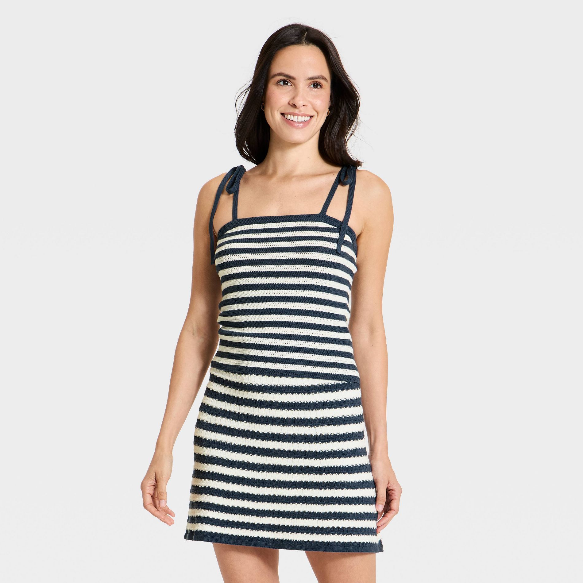 Women's Pullover Sweater Tank Top - Universal Thread™