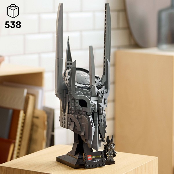 LEGO Icons El Señor de los Anillos: Casco de Sauron 11373 2