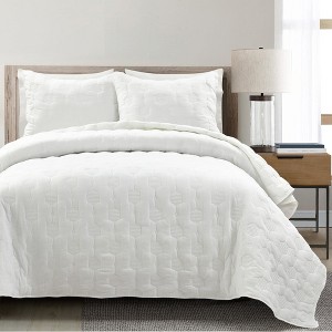 Lush Décor Hexagon Honeycomb Embroidered Textured Cotton Quilt White 3Pc Set King/Cal King - 1 of 4