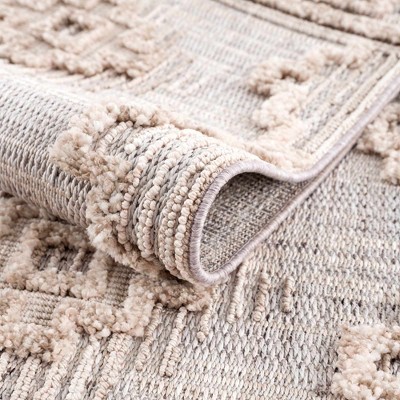 Gray Geometric High-Low Pile Polyester Runner Rug 2'7" x 7'3"