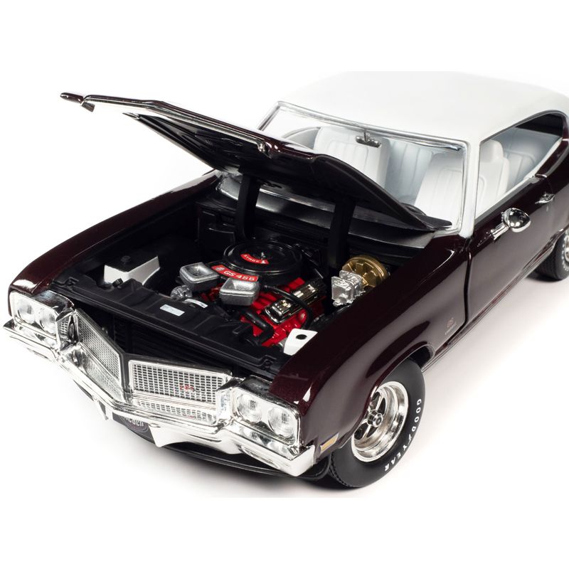1970 Buick GS Stage 1 Burgundy Mist Metallic with White Top and Interior (MCACN) 1/18 Diecast Model Car by Auto World, 3 of 7