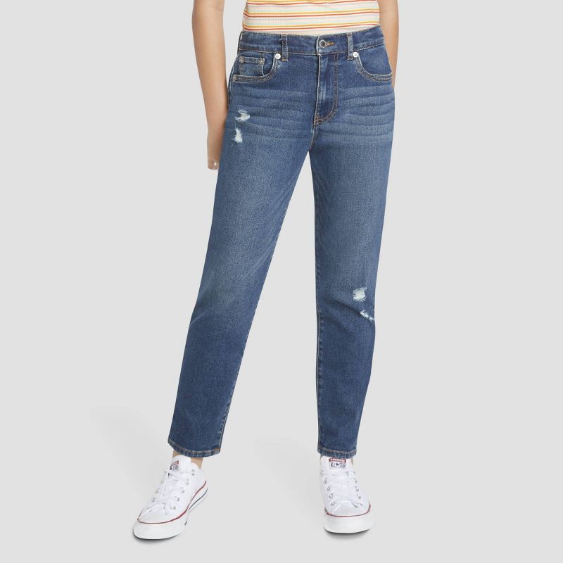 Levi's® Girls' Mid-Rise Mini Mom Jeans - Light Wash, 1 of 13