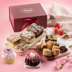 Dulcet Gift Baskets Deluxe Cupcake Combo Heart Love Gift Box - 1 of 4