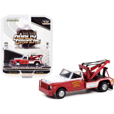 1972 Chevrolet C-30 Dually Wrecker Tow Truck Red and White "Downtown Shell Service" 1/64 Diecast Model Car by Greenlight