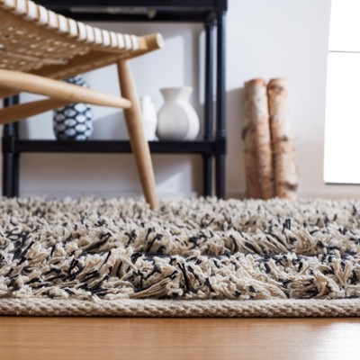 Handwoven Artisan Black and Ivory Cotton 6' Square Rug