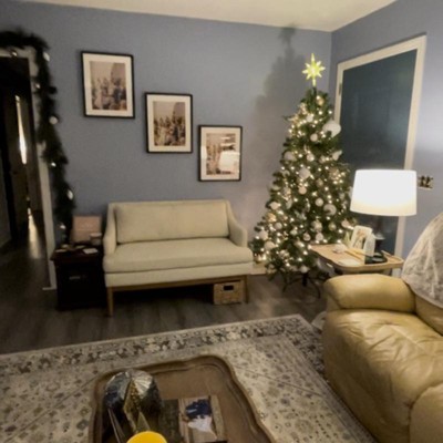 Guest review image 1 of 3, zoom in