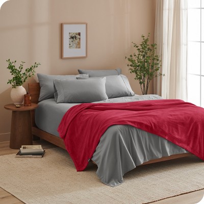 Luxurious King-Sized Red Microplush Fleece Throw Blanket