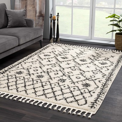 Godalming Charcoal and Beige Plush Polypropylene Area Rug