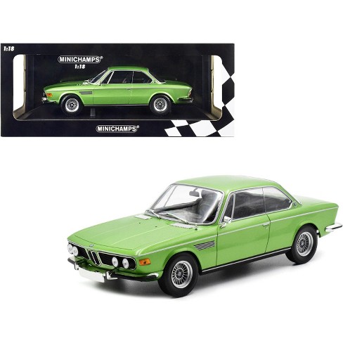 1971 BMW 3.0 CSi Green Metallic Limited Edition to 506 pieces Worldwide  1/18 Diecast Model Car by Minichamps