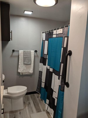 Guest review image 2 of 2, zoom in