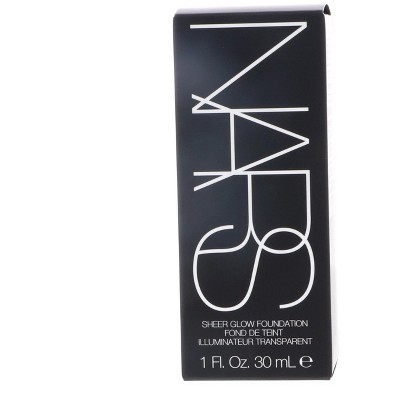 NARS Sheer Glow Foundation - Macao