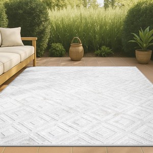Portmany Neutral Diamond Trellis Indoor/Outdoor Area Rug - JONATHAN Y - 1 of 4