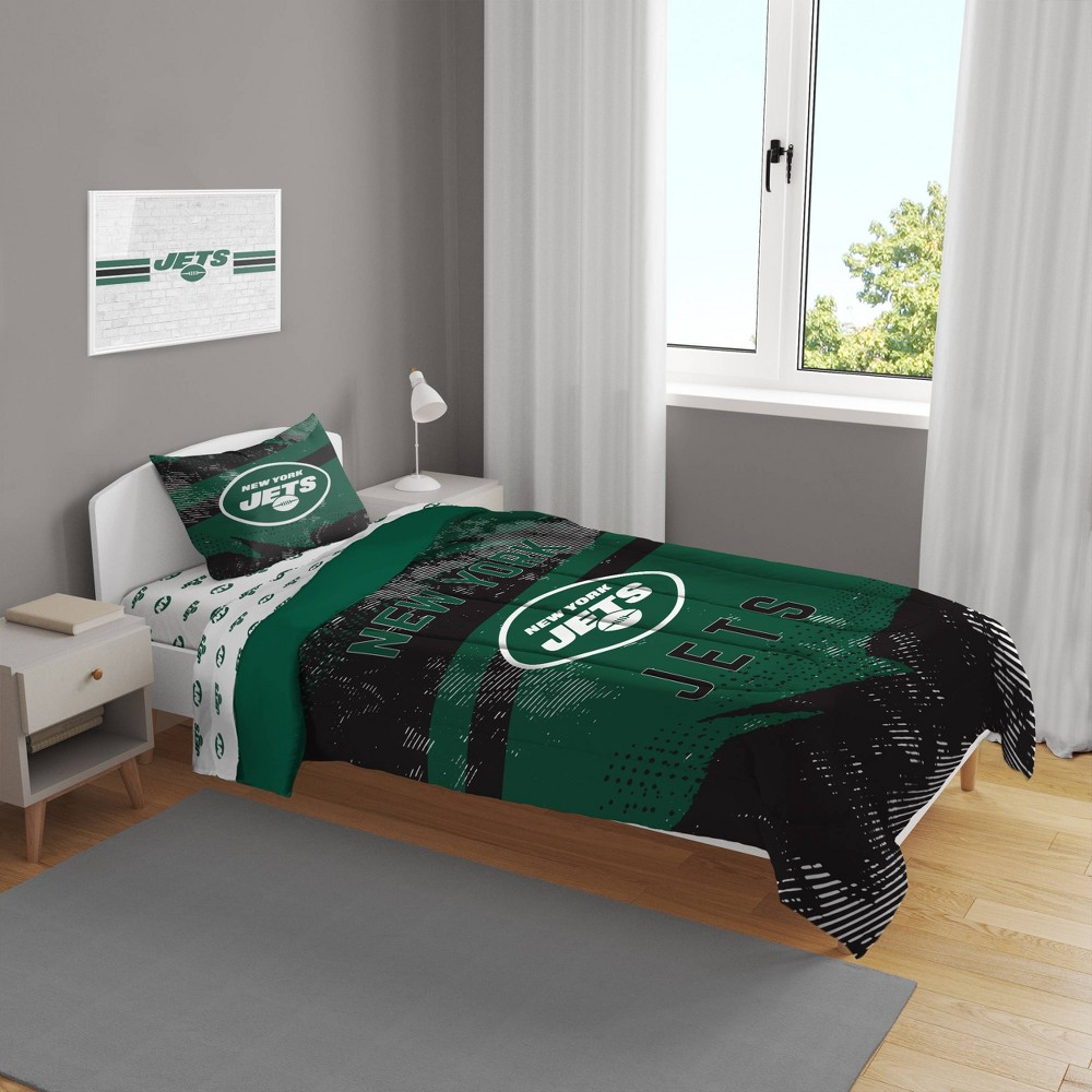 Photos - Bed Linen NFL New York Jets Slanted Stripe Twin Bed in a Bag Set - 4pc