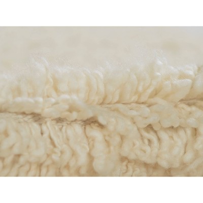 Ivory Geometric Handwoven Wool Shag Rug 2'x3'