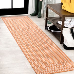 Chevron Modern Concentric Squares Indoor/Outdoor Area Rug - JONATHAN Y - 1 of 4