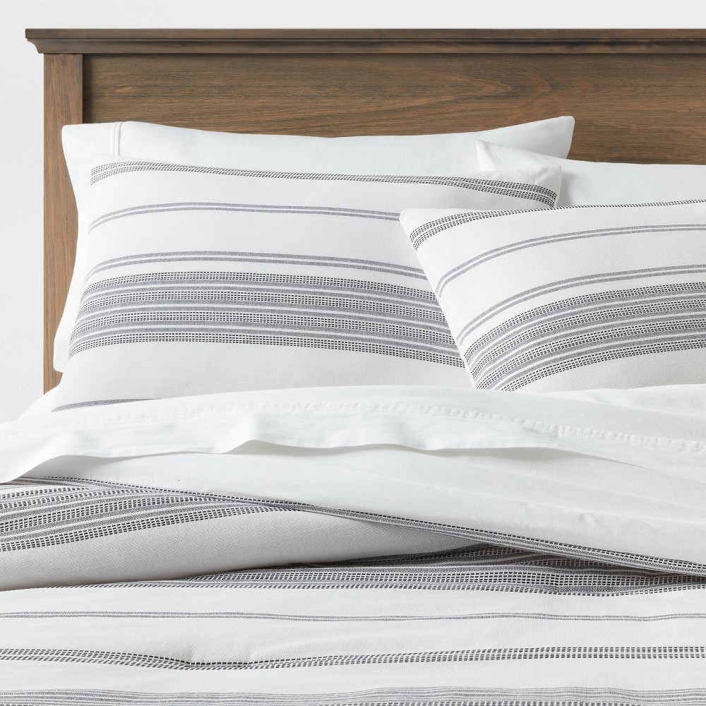 Photos - Bed Linen Twin/Twin Extra Long Cotton Woven Stripe Comforter & Sham Set White/Navy 