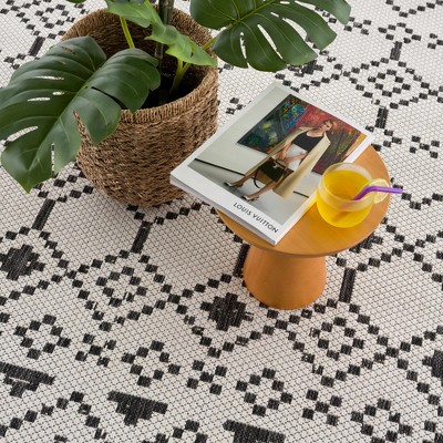 Haynesville Black and White Geometric Polypropylene Outdoor Rug