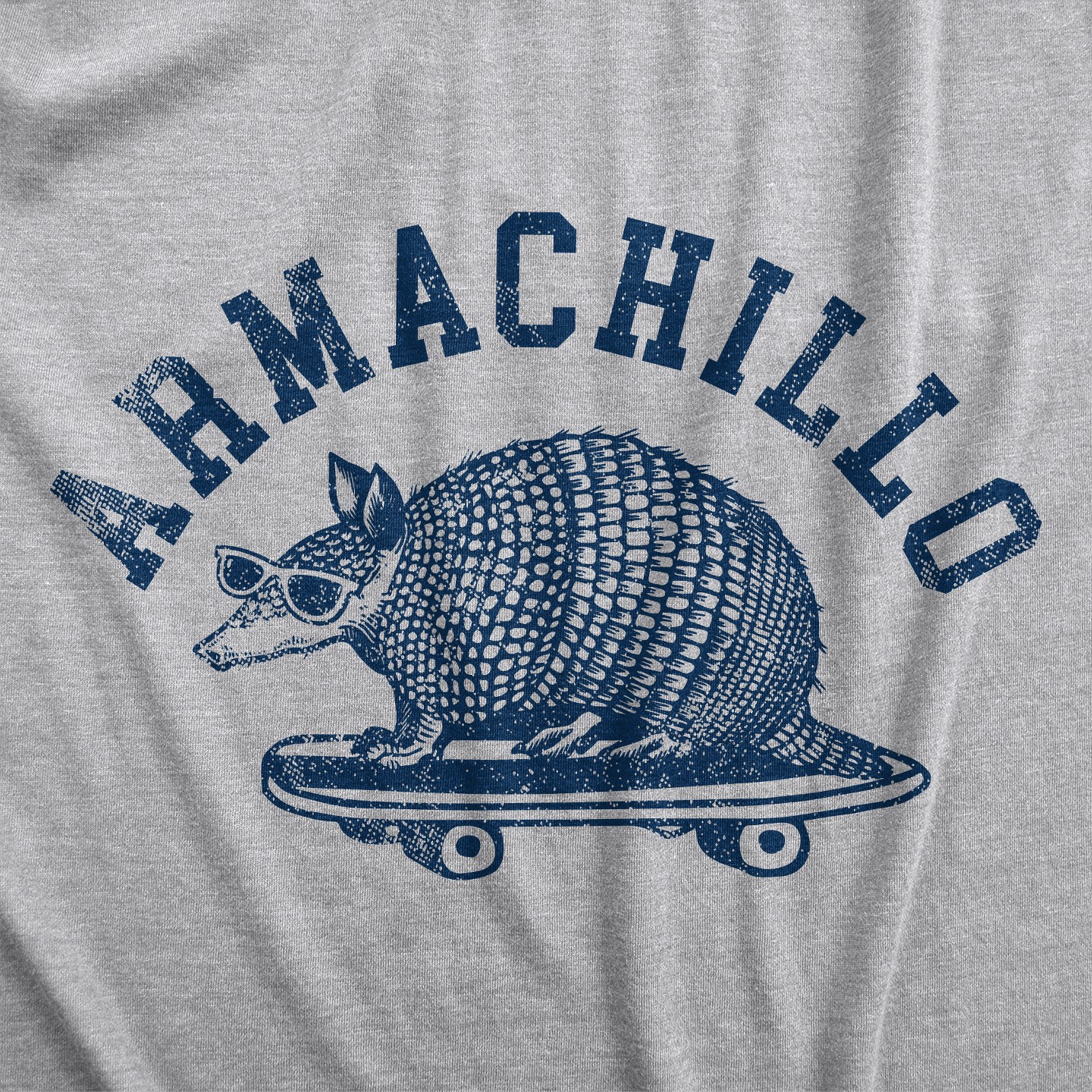 Мужская футболка Crazy Dog T-Shirts, Inc. Armachillo T Shirt Funny Cool Chilling Armadillo Joke Tee for Guys - Crazy Dog T Shirt for Animal Lovers Light Grey, цвет: Светлый серый — фото 2