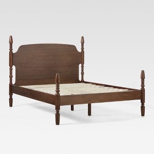 Traditional Solid Wood Spindle Bed - 1 of 4