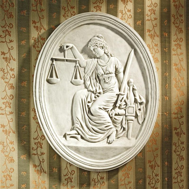 Design Toscano Old Bailey Courthouse Lady Justice Wall Sculpture, 1 of 4