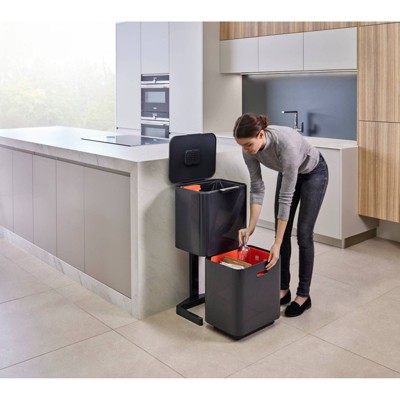 Graphite Dual Compartment Kitchen Trash and Recycling Bin