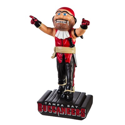 Evergreen Tampa Bay Buccaneers, Mascot Statue