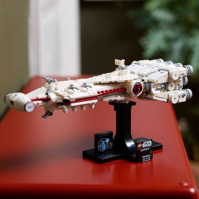 LEGO Star Wars Tantive IV Build and Display Starship Vehicle Model 75376_1