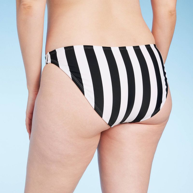 Women's Medium Coverage Bikini Bottom - Shade & Shore™, 6 of 7