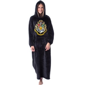 Harry Potter Hogwarts Castle Mens' Wearable Blanket Pullover Robe Black - 1 of 4