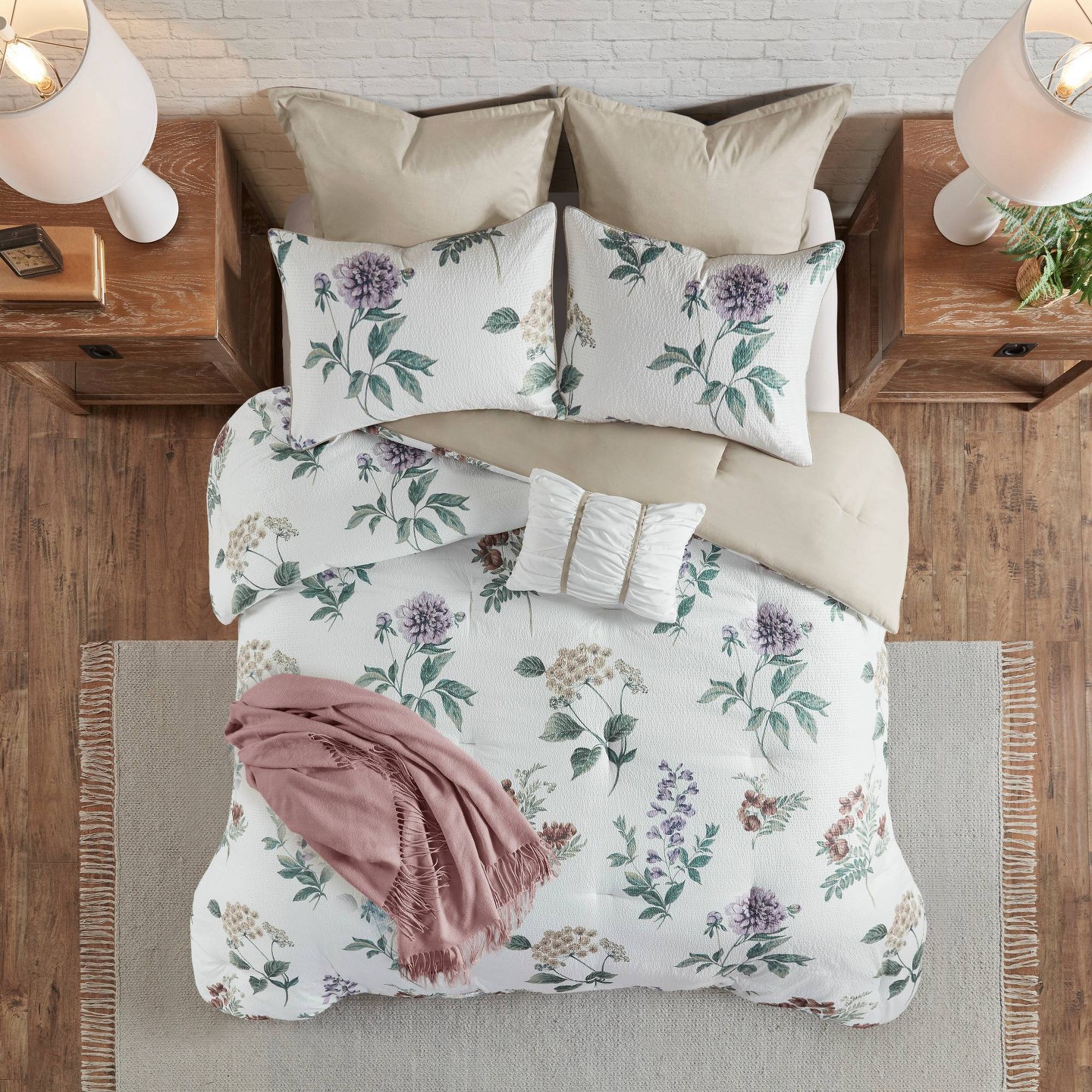 Комплект с одеялом Madison Park Full/Queen 7pc Benita Print Seersucker Comforter Set with Throw Blanket Taupe: Hypoallergenic Floral Bedding, цвет: С принтом — фото 4