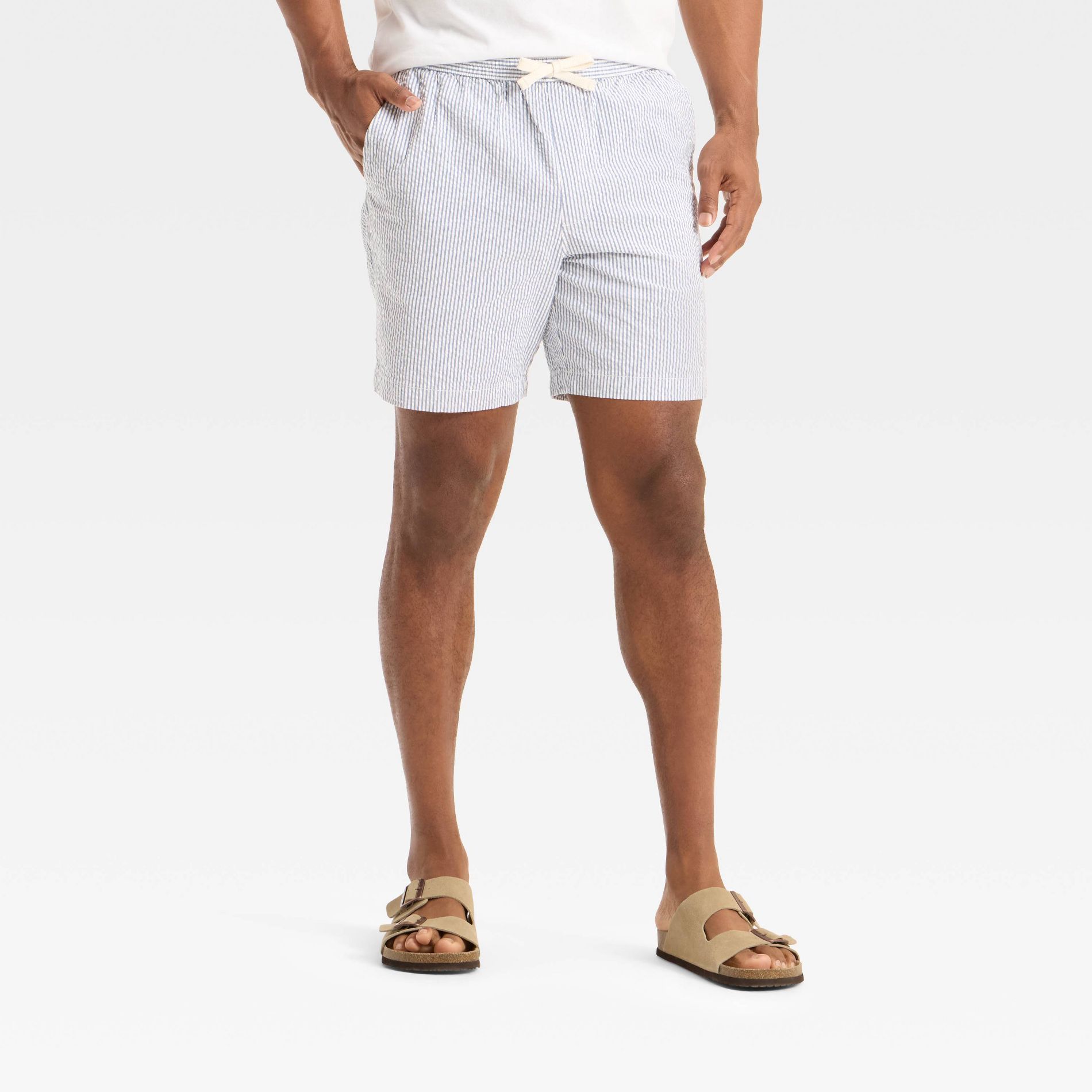Men’s 7" Regular Fit Seersucker Pull-On Shorts - Goodfellow & Co™ Blue L