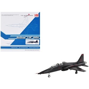 Northrop T-38A Talon Aircraft "Beale Air Force Base" (2006) US Air Force "Air Power Series" 1/72 Diecast Model by Hobby Master - 1 of 4