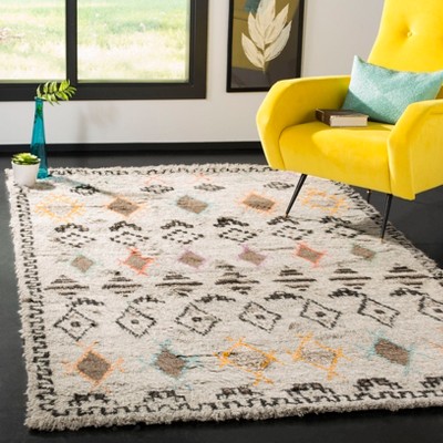Kenya Collection Hand-Knotted Pure Wool Modern Accent Rug - 5' x 8'