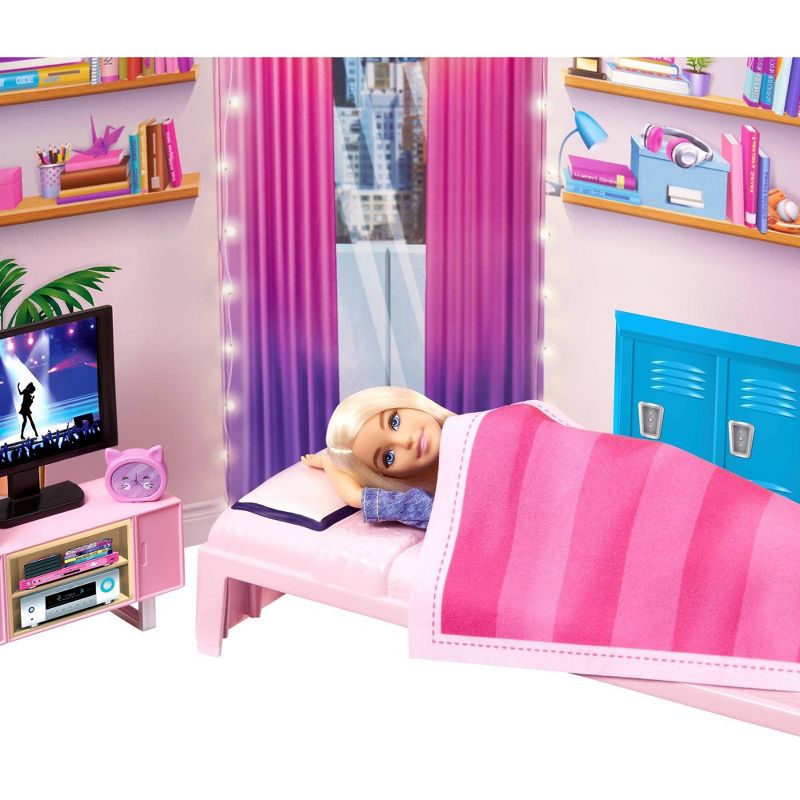 Barbie: Big City, Big Dreams Dorm Room Playset, 3 of 7