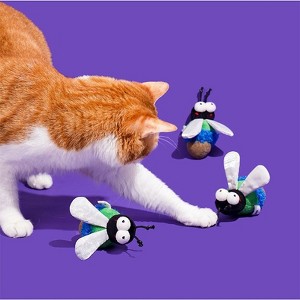 zeze Green Fly Catnip Toy-Green - 1 of 4