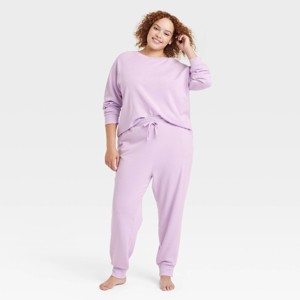 Women's Fleece Lounge Jogger Pants - Colsie™ - 1 of 3