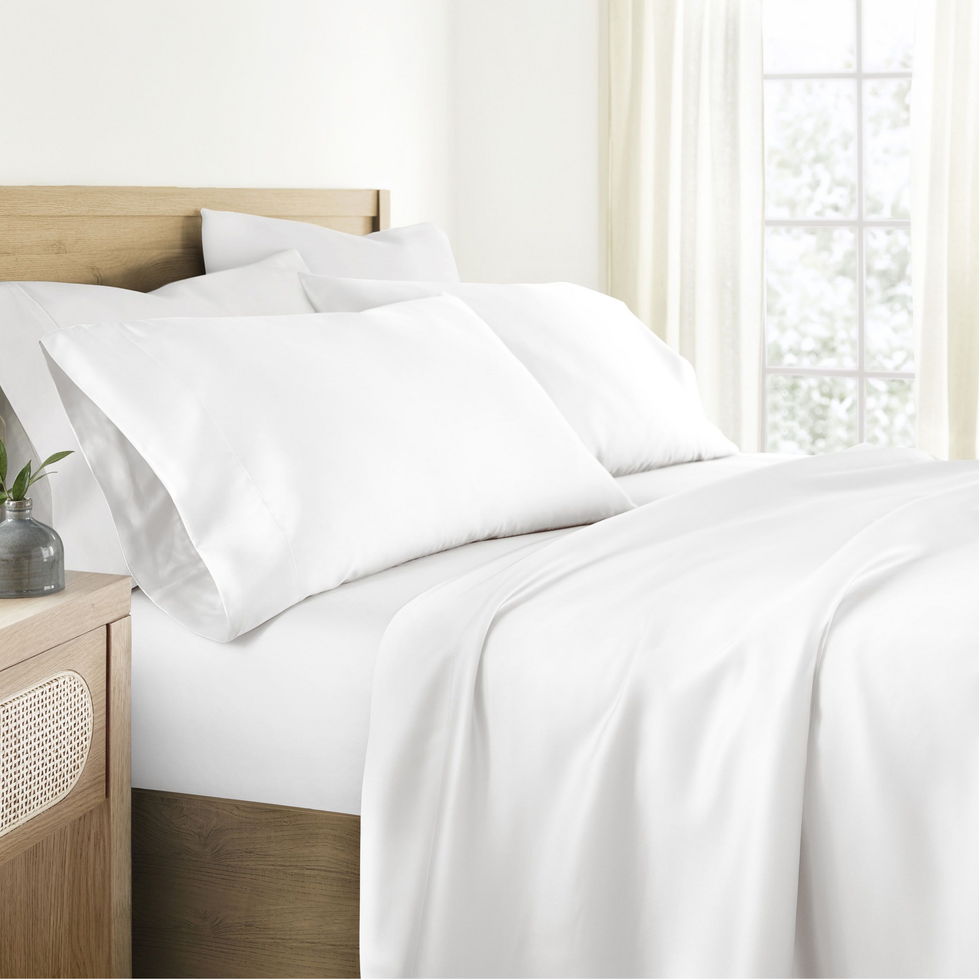 Softest Rayon made from Bamboo 4 Piece Sheet Set - Becky Cameron, White, King