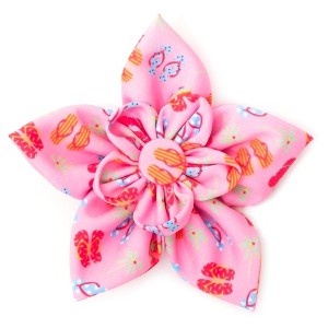 The Worthy Dog Flip Flops Flower - 1 of 3
