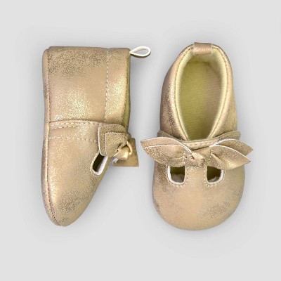 gold baby shoes size 4