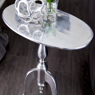 Elegant Silver Aluminum Round Pedestal Accent Table - 18" x 22"