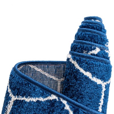 Navy Blue Octagon Trellis 5' Synthetic Easy-Care Rug